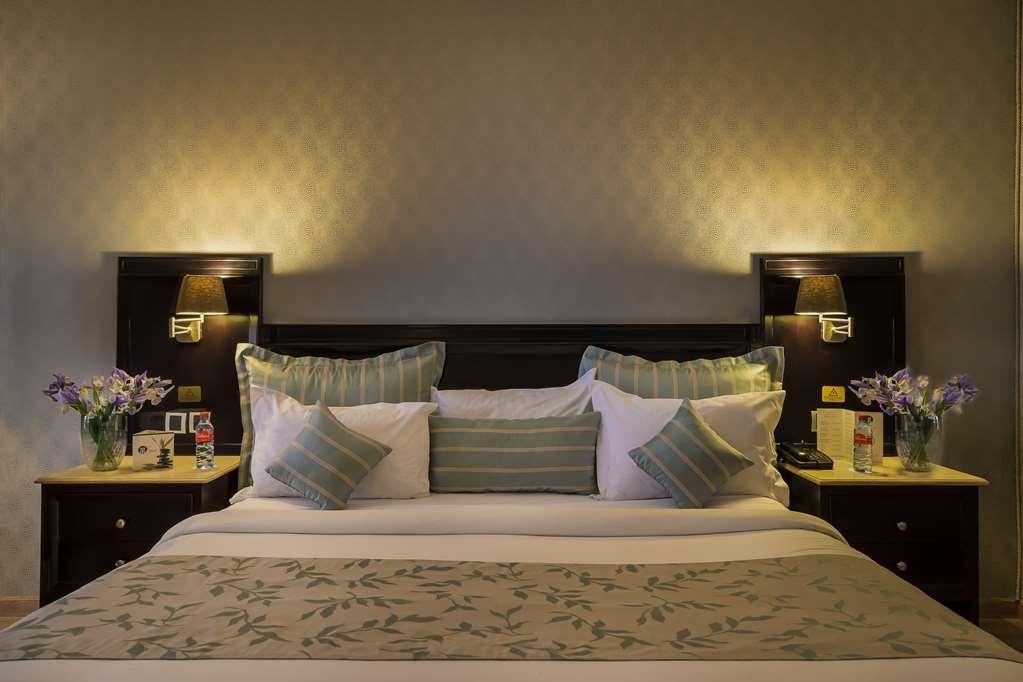 Mogador Aqua Fun & Spa Marrakesh Chambre photo A bedroom at the Taj Bengal
