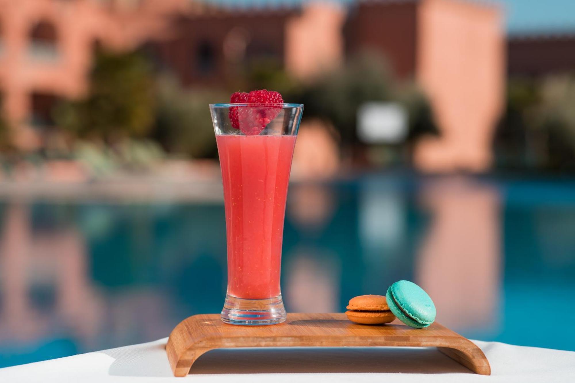 Mogador Aqua Fun & Spa Marrakesh Extérieur photo A strawberry juice