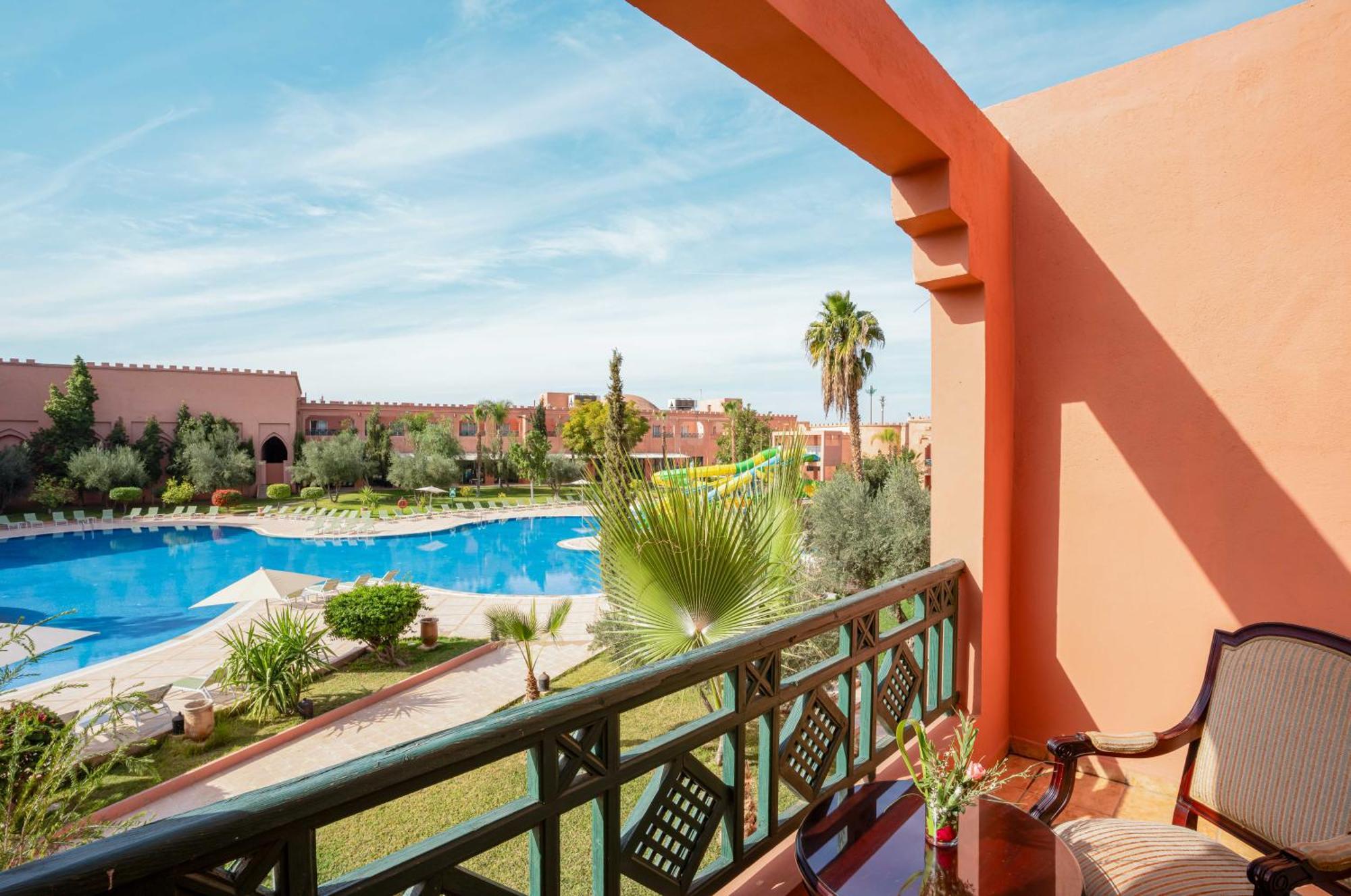 Hotel Mogador Aqua Fun & Spa à Marrakesh Extérieur photo View of the pool at the hotel