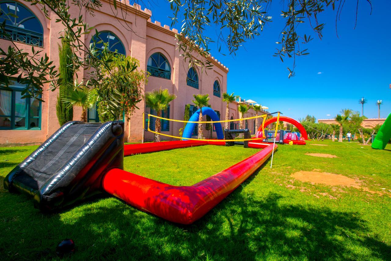 Mogador Aqua Fun & Spa Marrakesh Extérieur photo Inflatable football field