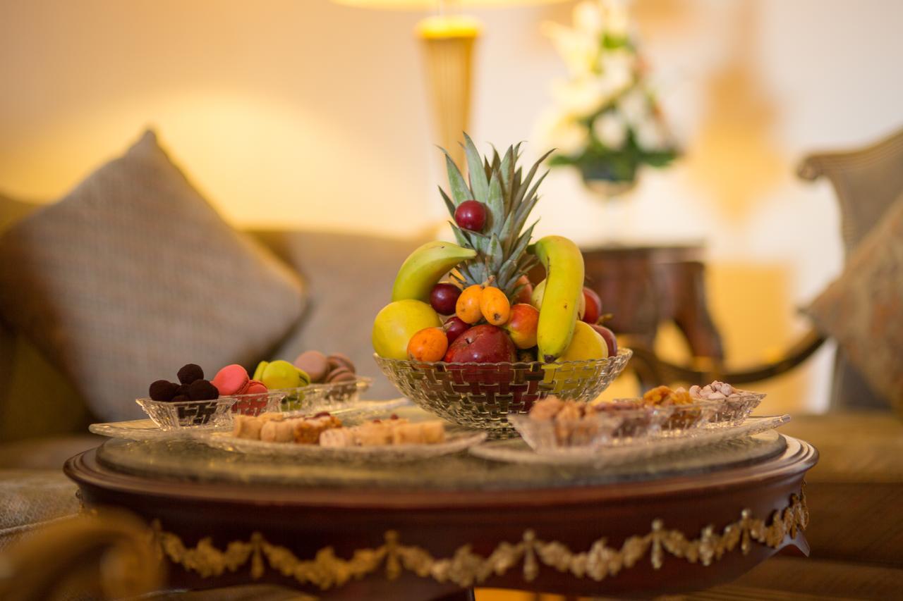 Mogador Aqua Fun & Spa Marrakesh Extérieur photo Fruit platter